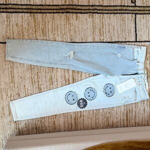 Women's Light Blue Skinny Jeans with Smile Patch